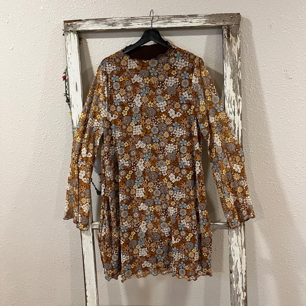 SHEIN Floral Mini Dress in Gold and Gray